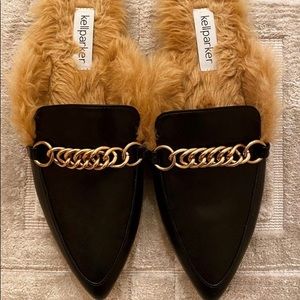 VEGAN FUR MULE SIZE 8 NWT